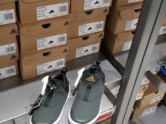 -Adidas(东荟城店)