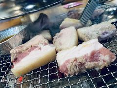 -肉甲韩国木炭烤肉(新壹街1店)