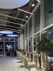 -PE SALON 