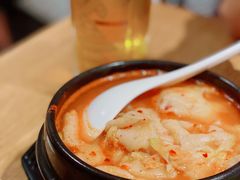 泡菜面片汤-富乐满韩国正宗炸鸡韩国料理(虹泉路店)