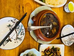 -小厨子私房菜·云南美食店