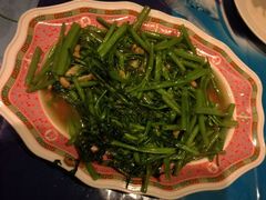 -Thiw Soen Seafood Restaurant