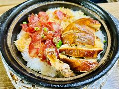 腊肠豉油鸡双拼煲仔饭-煲煲香快餐(南京路店)