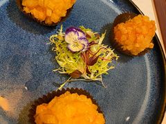咸蛋黄鲜虾球-荟廷·晶萃(陆家嘴尚悦湾店)