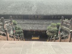 -峨眉山报国寺