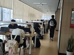 -杭州滨江区图书馆科技分馆