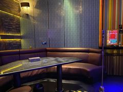 -K+全国连锁KTV(绿地缤纷天地店)