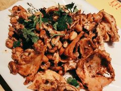 -喝丢一只鞋海鲜烧烤·海肠捞饭(东关街店)
