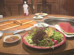 -万里闯关东铁锅炖菜馆(高新旗舰店)
