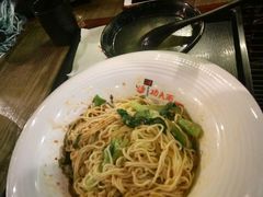 -哇蛙牛功夫面渝都料理(龙阳广场店)