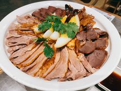 卤狮头鹅七拼-潮界(LU·ONE凯德晶萃广场店)