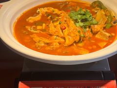 -魏铭鱼头捞饭(晋阳路店)