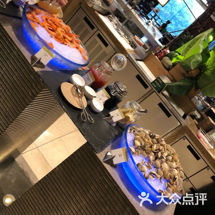 希尔顿逸林酒店—open自助餐厅图片