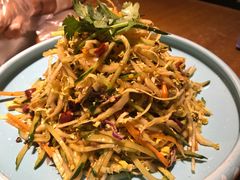 -95号酱骨·一块豆腐(展春园西路店)