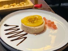 鹅肝批配桂花酿-YUE·6·西式融合餐厅(外滩六号店)