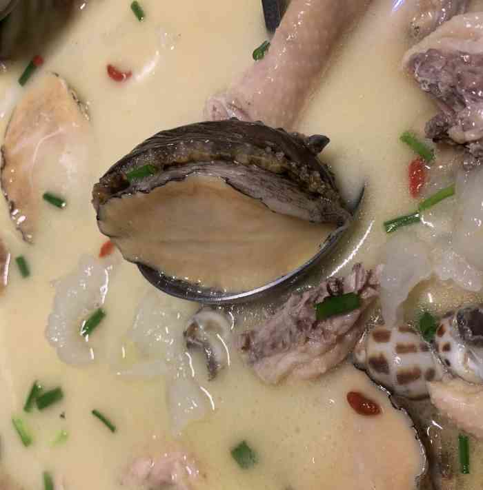 鸡包渔·粤式鸡煲(河西臻选店)-"鸡包渔店开了有段时间了,一直没有尝