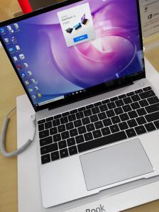 华为(朝阳大悦城店)-"哦,值班地址在朝阳大悦城的五成,然后这边.