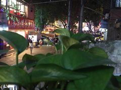 -正南齐北·老街糯米团(洪崖洞店)