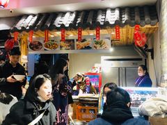 -爆炸头阿姨小四川正宗川味小吃(无任何分店)