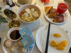 -麓湖国际水疗