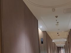 -华海酒店(茂名高铁站店)