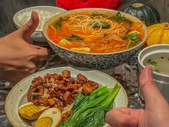 -粉八·云南米线·建水烧烤(常熟路店)
