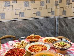 -阆辣荟餐饮(老味道8年·古城店)