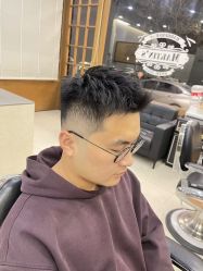 -MARTIN'S BARBER SHOP男士理发馆