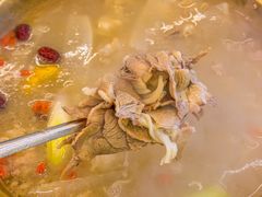 -江湖亮亮蒸虾大排档烤全羊清真(武汉总店)