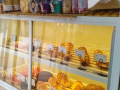 面包甜点陈列柜-野上麦田(中贸广场店)