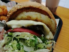 照烧凤梨牛肉特堡-The Habit Burger Grill 哈比特汉堡(复兴soho店)