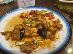 -靠山屯东北农家菜(八龙桥雅苑店)
