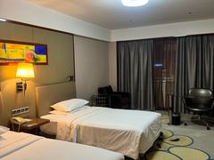 -济南南辛庄地铁站银座佳悦酒店