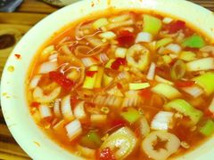 -周良天山牛杂城(天山路总店)