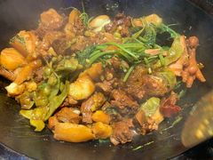 -山河屯铁锅炖(哈西站店)