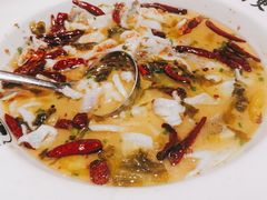 -江渔儿酸菜鱼(奥园广场金发购物中心店)