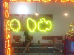 门面-Eckl’s爱氏热狗(猫街店)