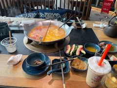 -湊湊火锅·茶憩(上海合生汇店)