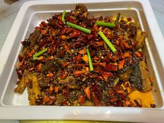 -汉水缘鲜鱼庄(黄雁村店)