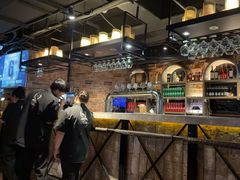 -麦凯伦烧烤·精酿超级工厂店(金桥总店)