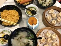-巧燕坊一笼一蒸(庆春广场地铁站店)