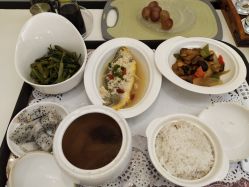 -尚圣月子会所·庄园式月子中心(萧山湘湖店)