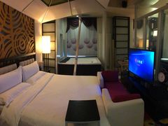 -喜鹊愉家酒店(郑州曼哈顿博览中心地铁站店)