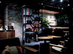 -雨舍咖啡(汉神购物广场咖啡街区店)