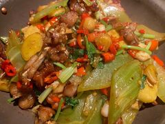 嫩子姜烧牛蛙-吃饭皇帝大(解放西路店)