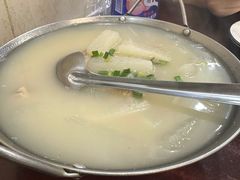 -余杨鸭鸭餐厅