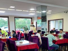 大堂-北京龙庆四季香农家饭庄·灶台鱼·碳烤虹鳟鱼(龙庆峡店)