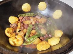 豆角土豆炖排骨-妈妈家铁锅炖(景诚园综合楼店)