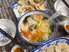 -长人馄饨铺(解放街店)