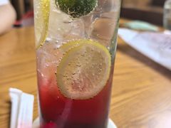 蓝莓利宾纳苏打-山由之cafe&meal(小寨店)